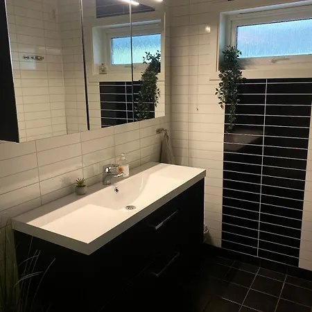 Winter Cosiness With Fireplace, Sauna And Hot Tub! Tønsberg